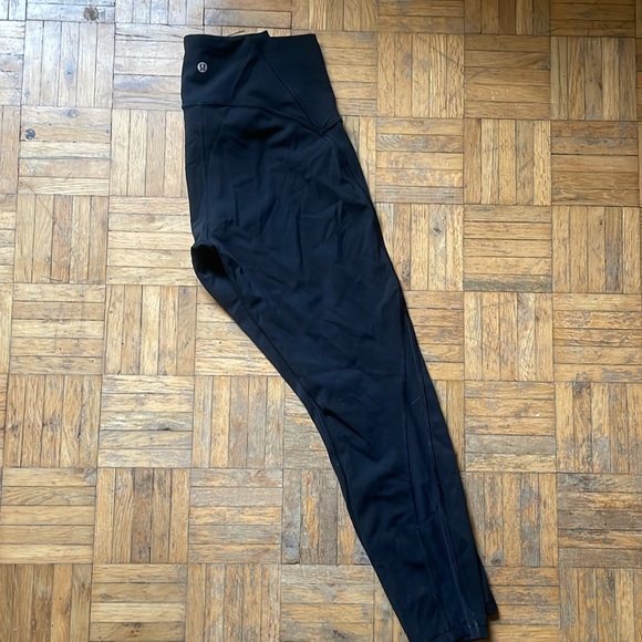 Black 25 inch lululemon leggings - sheer detailing - Picture 4 of 7